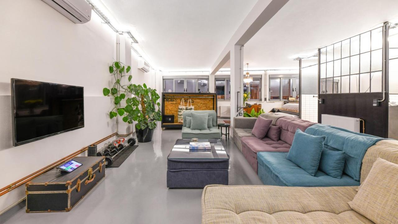 Monastiraki #Wallsfree Citycenter- Unspoiled Athens Apartments Kültér fotó