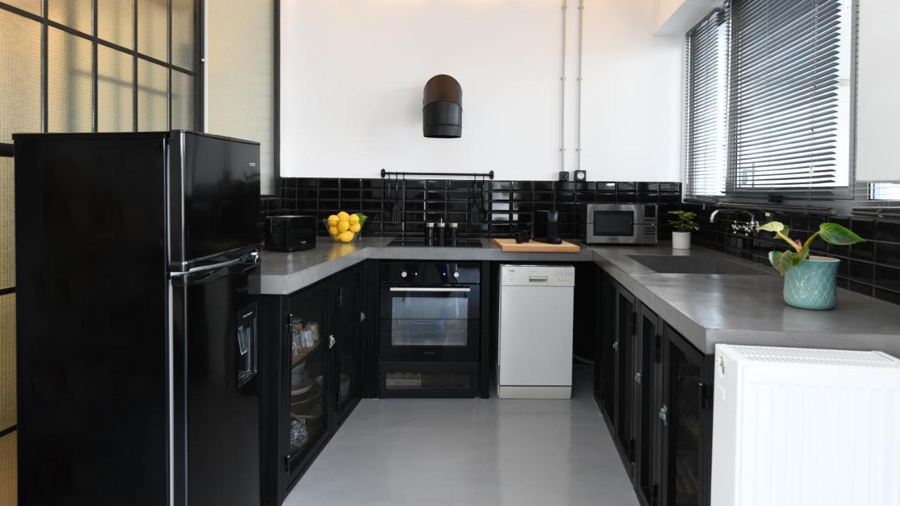 Monastiraki #Wallsfree Citycenter- Unspoiled Athens Apartments Kültér fotó