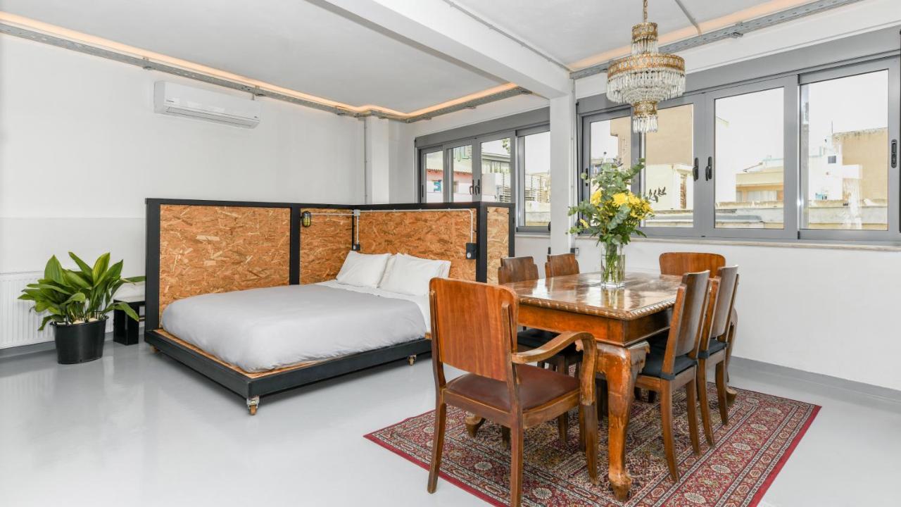 Monastiraki #Wallsfree Citycenter- Unspoiled Athens Apartments Kültér fotó
