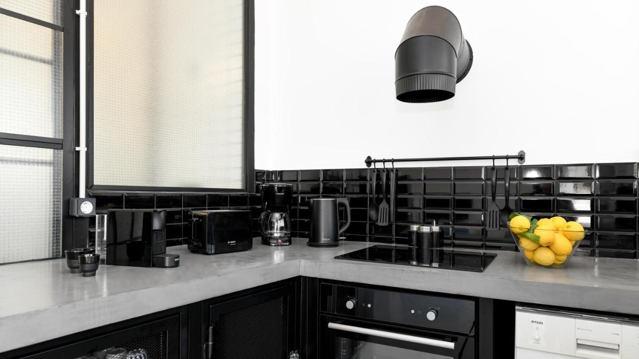 Monastiraki #Wallsfree Citycenter- Unspoiled Athens Apartments Kültér fotó