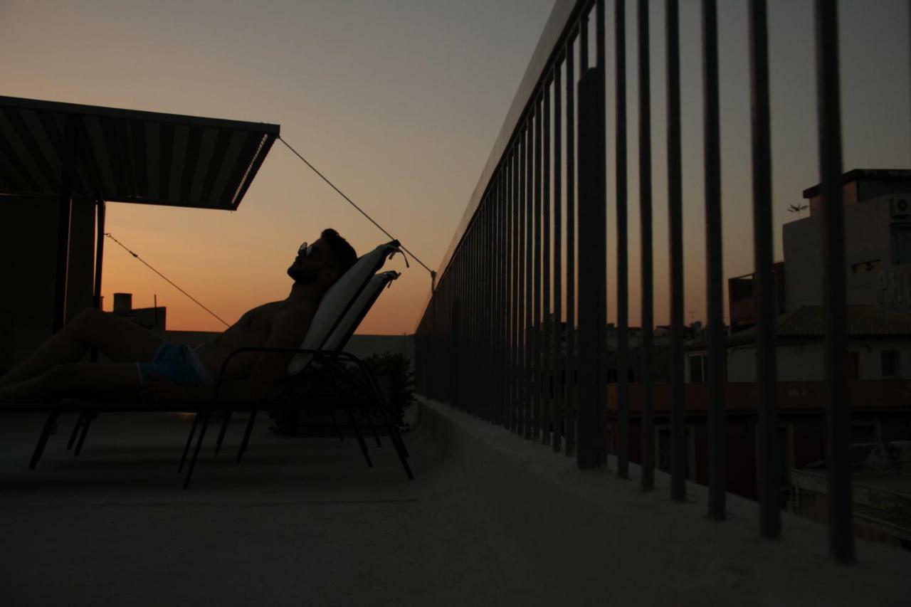 Monastiraki #Wallsfree Citycenter- Unspoiled Athens Apartments Kültér fotó