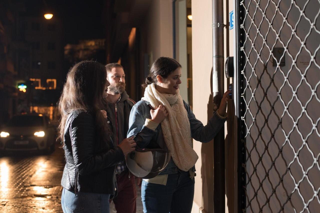 Monastiraki #Wallsfree Citycenter- Unspoiled Athens Apartments Kültér fotó